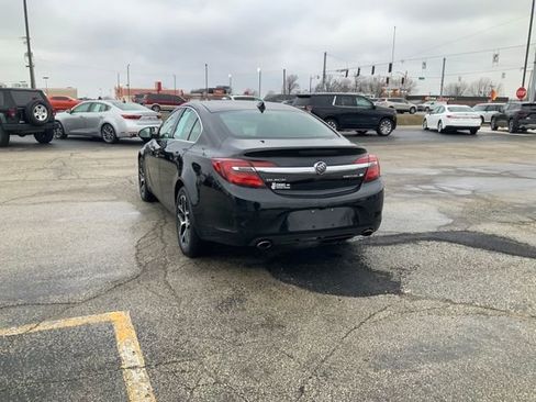 Used 2016 Buick Regal Sport Touring image 9