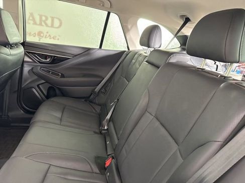 Used 2022 Subaru Outback Limited image 13