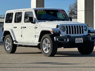 Used 2018 Jeep Wrangler Unlimited Sahara video 2