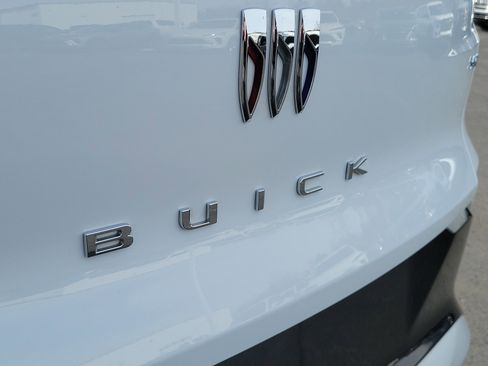 Used 2024 Buick Envista Sport Touring w/ Convenience I Package image 7