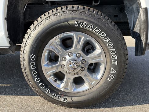 Used 2025 RAM 2500 Big Horn AWD/4WD image 37