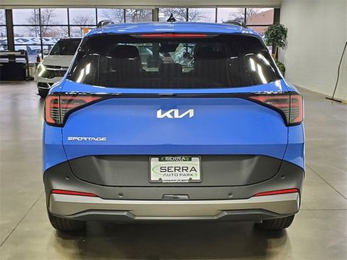 Used 2026 Kia Sportage EX w/ EX Panorama Roof Package image 5