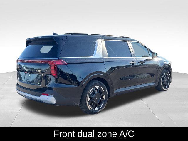 Certified 2026 Kia Carnival EX FWD image 11