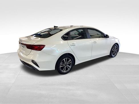 Certified 2023 Kia Forte LXS image 20