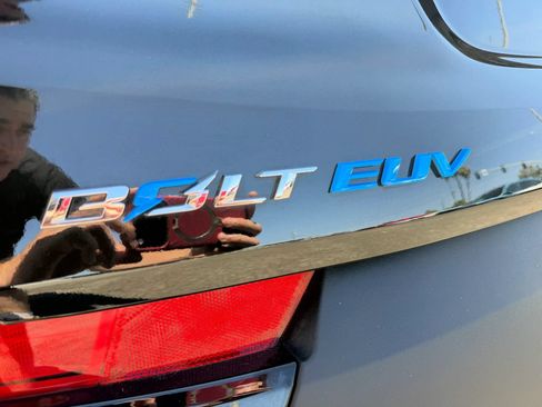 Used 2022 Chevrolet Bolt EUV Premier w/ Launch Edition FWD image 34