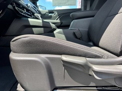 New 2026 GMC Canyon Elevation AWD/4WD image 14