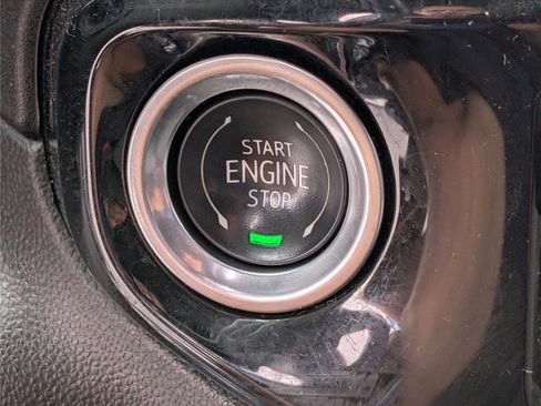 Used 2024 Chevrolet Silverado 2500 LT image 23