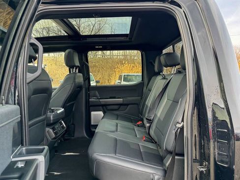 Used 2025 Ford F150 Lariat w/ Equipment Group 502A High image 23