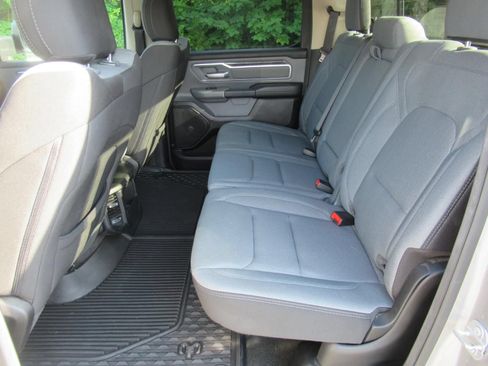 Used 2020 RAM 1500 Big Horn RWD image 35