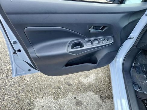 Used 2025 Nissan Versa SV w/ Trunk Package FWD image 20