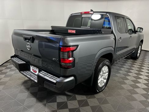 Used 2023 Nissan Frontier SV w/ SV Convenience Package image 5