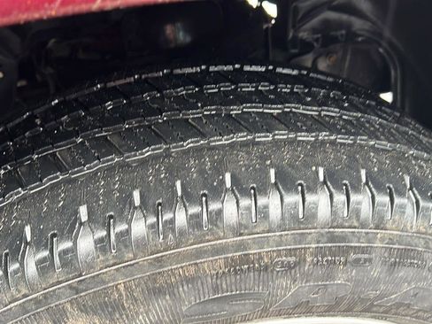 Used 2018 RAM 1500 Express w/ Express Value Package image 5