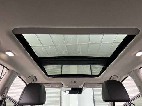 Used 2024 Nissan Murano SL FWD image 41