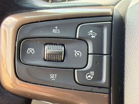 Used 2022 Chevrolet Silverado 1500 High Country w/ LPO, Dark Essentials Package AWD/4WD image 17