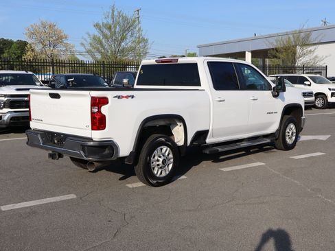 Used 2025 Chevrolet Silverado 2500 LT w/ Convenience Package AWD/4WD image 10