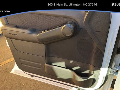 Used 2009 Ford Explorer XLT image 15