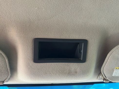 Used 2014 GMC Savana 2500 RWD image 25