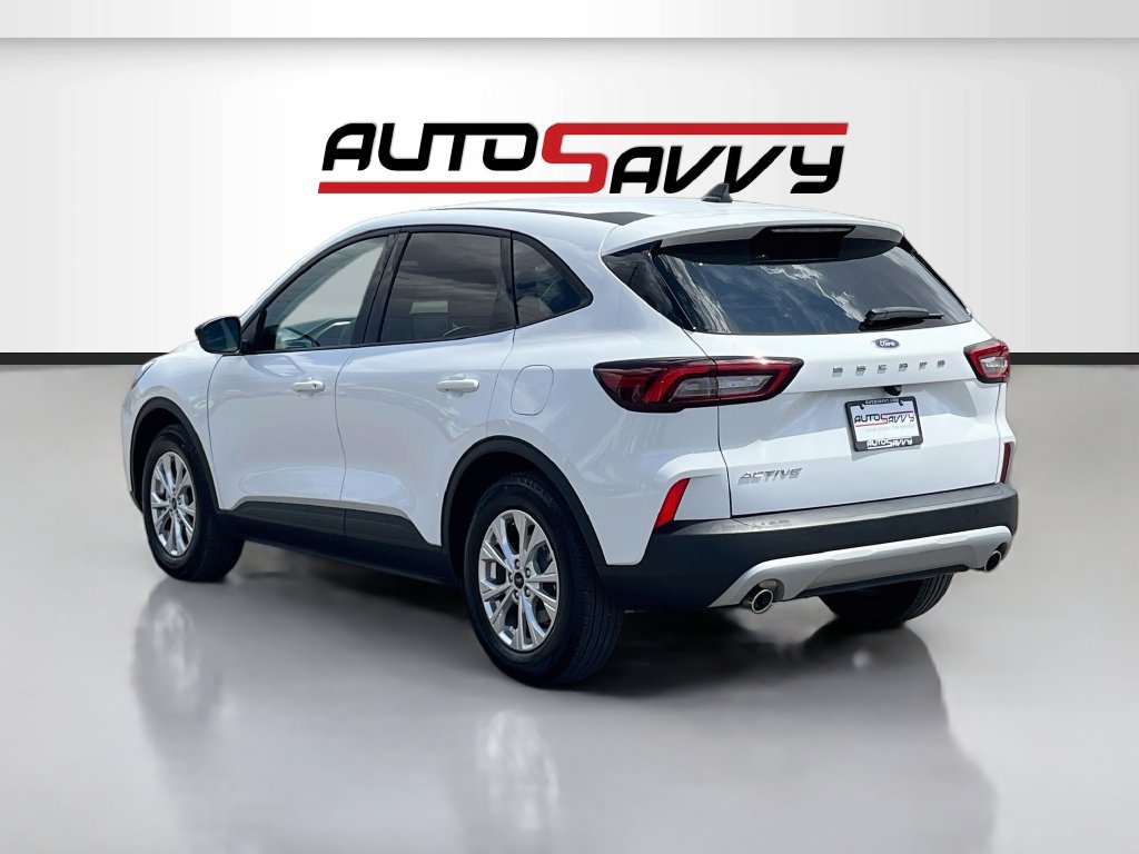 Used 2025 Ford Escape Active w/ Cold Weather Package FWD image 5