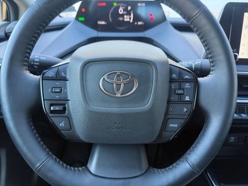 Used 2024 Toyota Prius XLE image 19