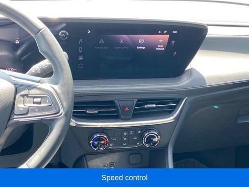 Certified 2024 Buick Encore GX Preferred w/ Comfort Package AWD/4WD image 10