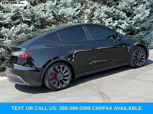 Used 2024 Tesla Model Y Performance AWD/4WD image 9