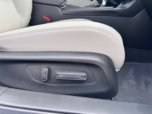 Used 2024 Honda Civic Touring image 32