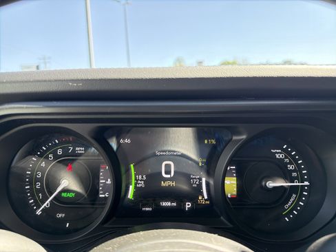 Certified 2025 Jeep Wrangler Unlimited Rubicon 4xe w/ Safety Group image 10