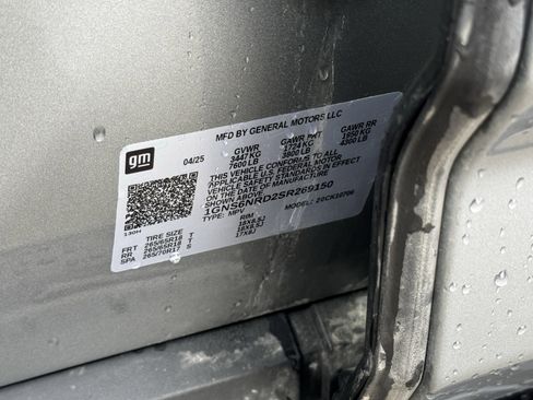 Used 2025 Chevrolet Tahoe LT AWD/4WD image 32