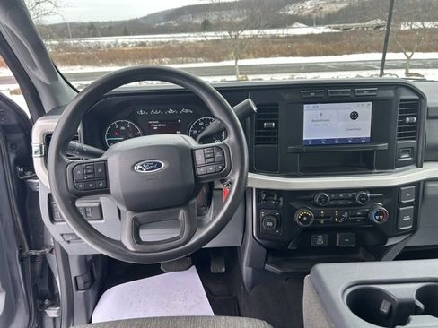 Used 2024 Ford F250 XLT image 15