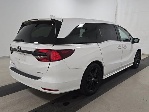 Used 2023 Honda Odyssey Sport image 9