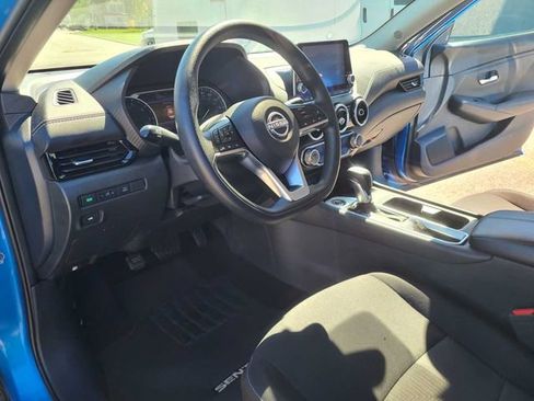 Used 2024 Nissan Sentra SV FWD image 12
