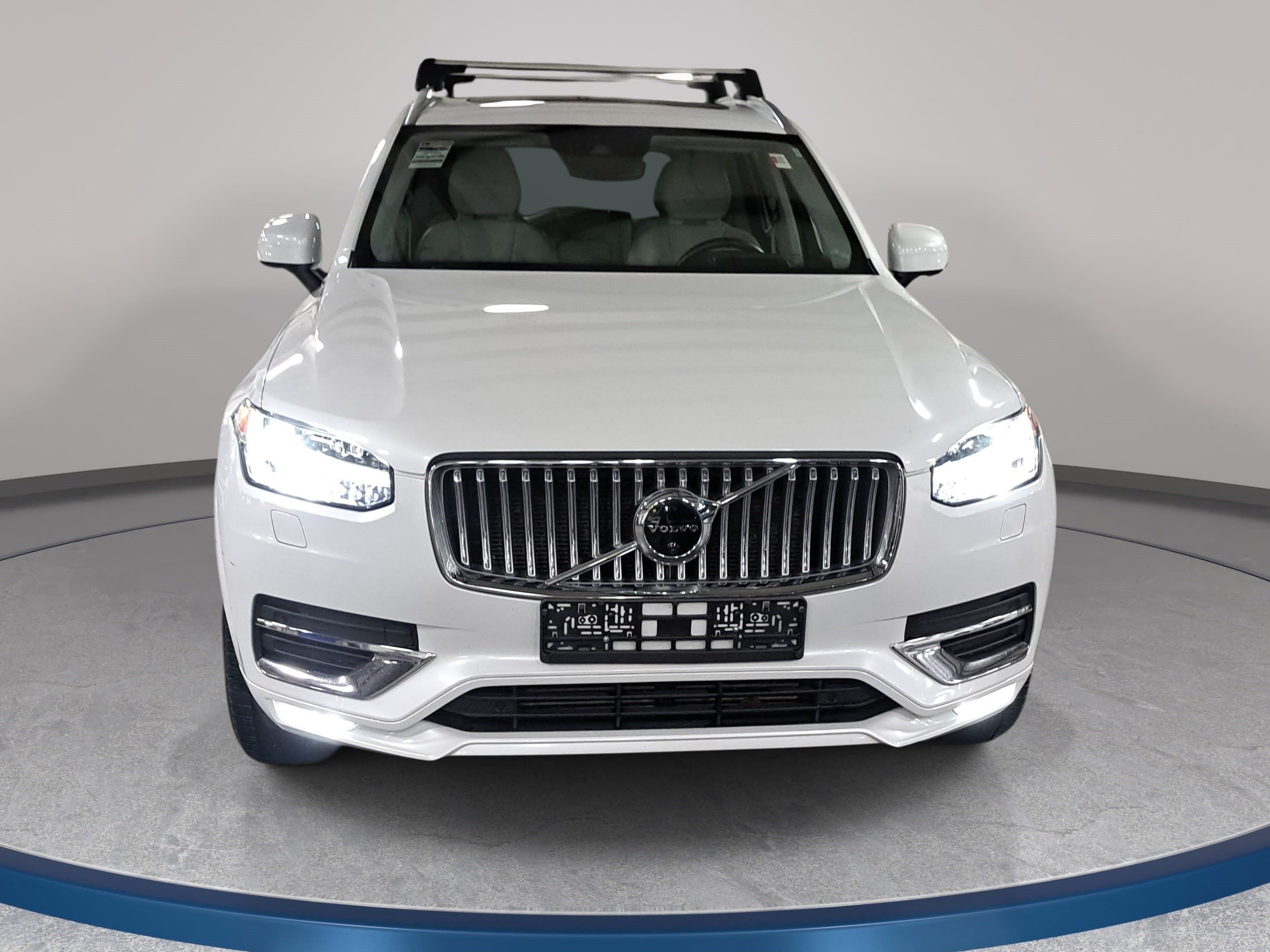 Used 2020 Volvo XC90 T6 Inscription w/ Protection Package Premier AWD/4WD image 2