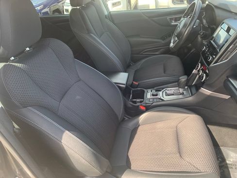 Used 2023 Subaru Forester Premium AWD/4WD image 18