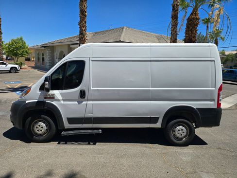 Used 2016 RAM ProMaster 1500 FWD image 4