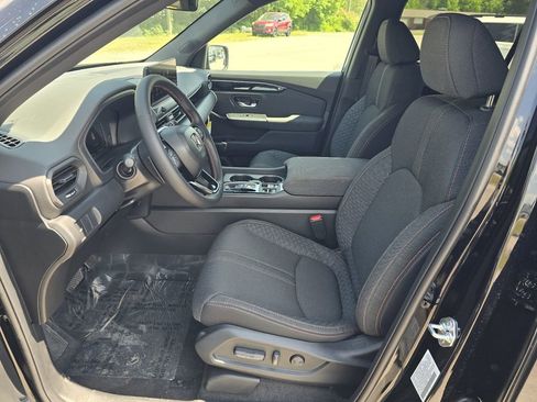 New 2026 Honda Pilot Sport image 13