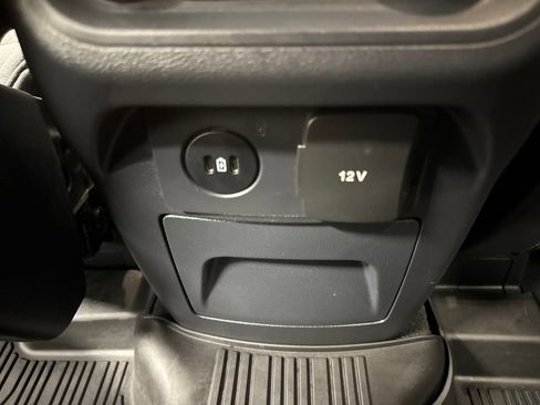 Certified 2025 Ford Explorer Active AWD/4WD image 35