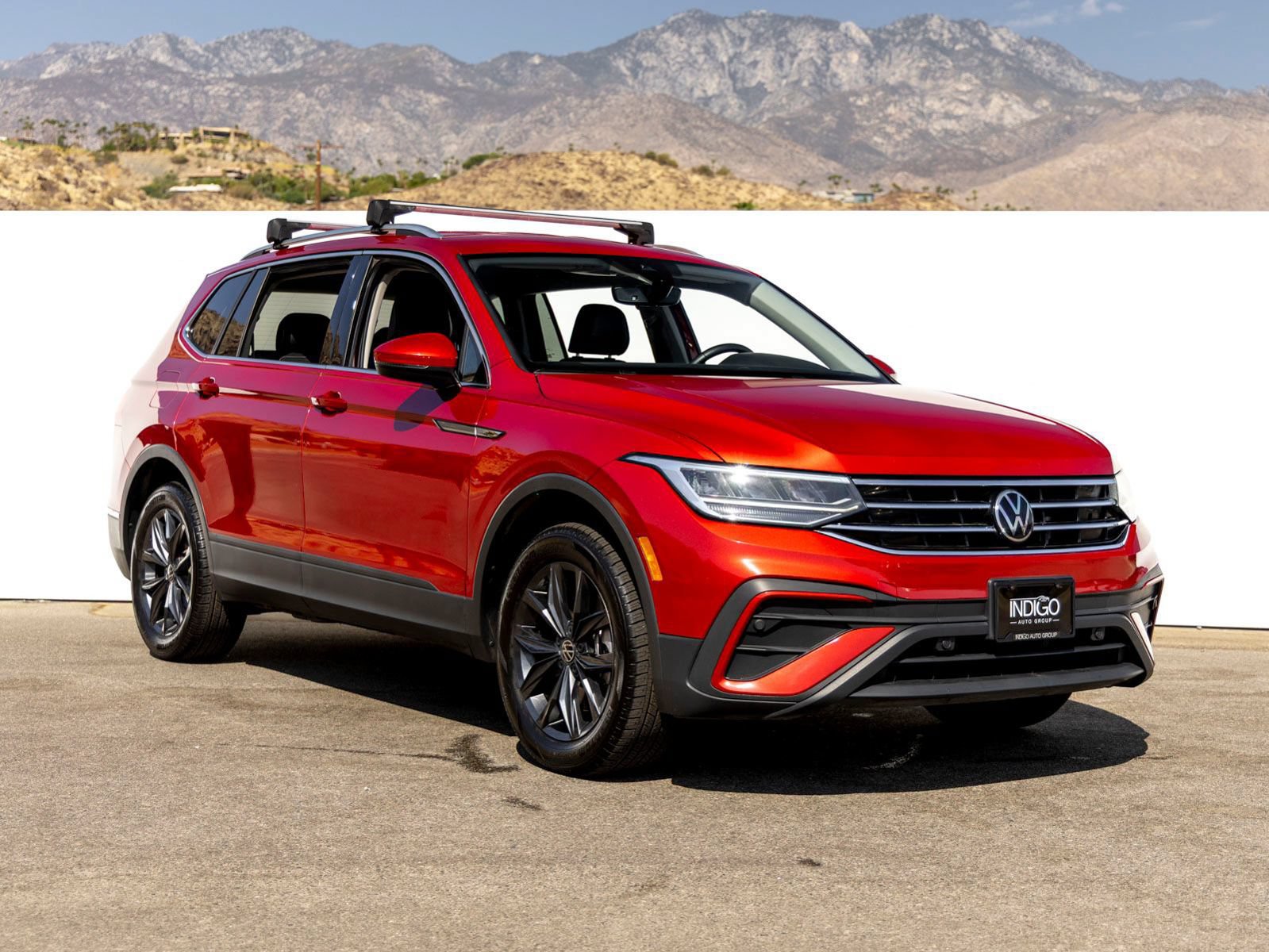 Used 2023 Volkswagen Tiguan SE FWD image 8