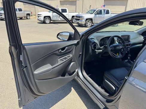 Used 2020 Hyundai Kona SE FWD image 20