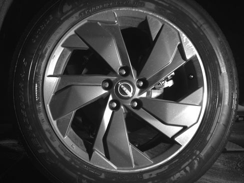 Used 2025 Nissan Rogue SV FWD image 14