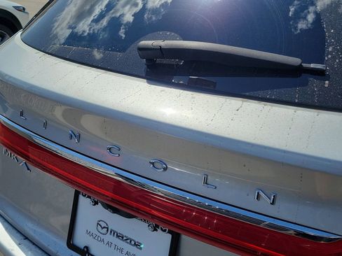 Used 2018 Lincoln MKX Premiere FWD image 17