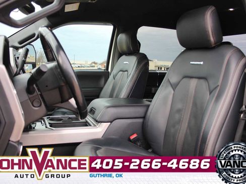 Used 2022 Ford F450 Platinum w/ FX4 Off-Road Package image 27