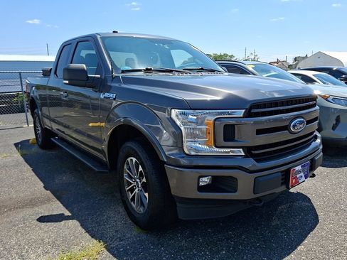 Used 2018 Ford F150 XLT w/ Equipment Group 301A Mid AWD/4WD image 3