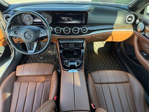 Used 2018 Mercedes-Benz E 400 4MATIC Cabriolet image 12