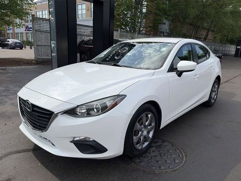 Used 2016 MAZDA MAZDA3 i Sport FWD image 4