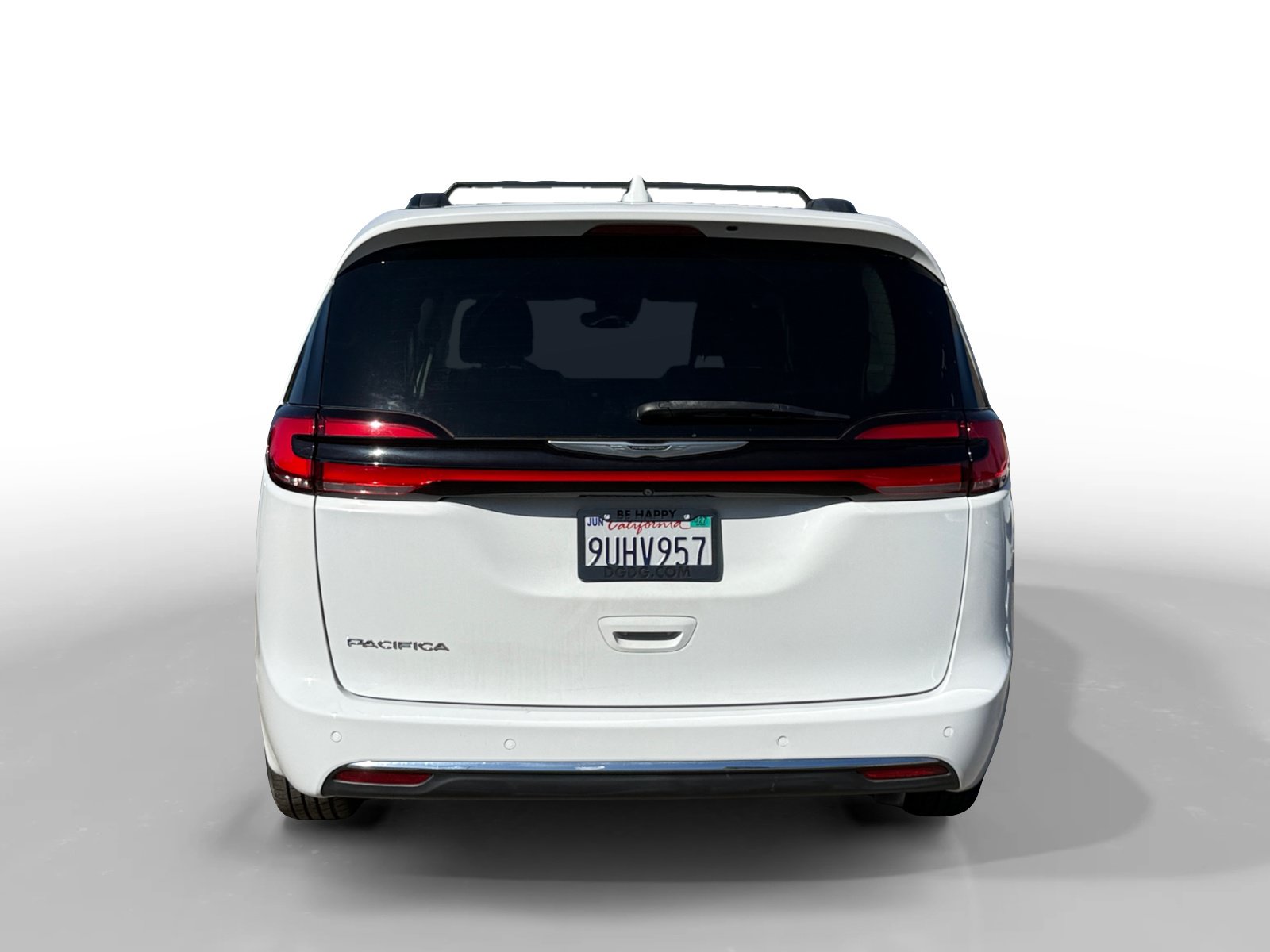 Used 2022 Chrysler Pacifica Touring-L w/ Uconnect Theater Family Group FWD image 4