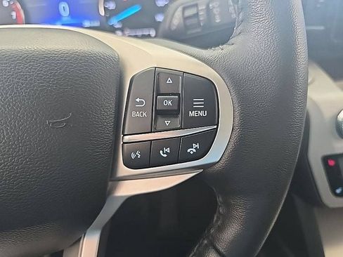 Used 2024 Ford Explorer XLT w/ Equipment Group 202A AWD/4WD image 18