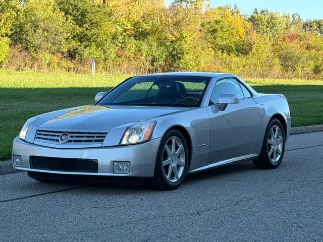 Used 2004 Cadillac XLR RWD image 5