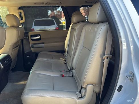 Used 2011 Toyota Sequoia Limited image 11