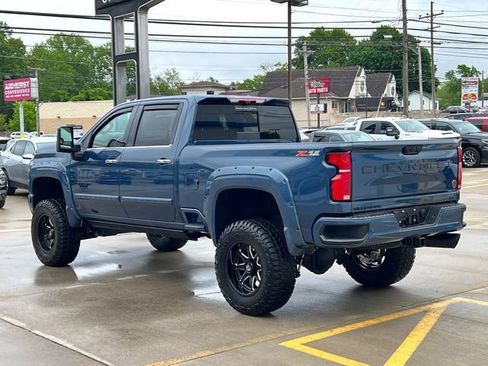 New 2025 Chevrolet Silverado 2500 LTZ w/ LTZ Premium Package image 6
