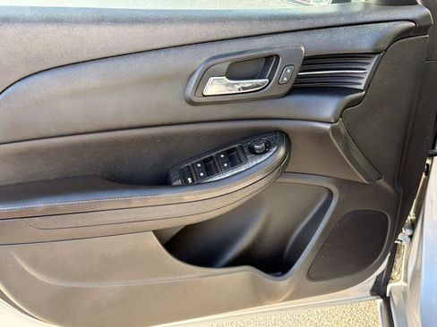 Used 2014 Chevrolet Malibu LT FWD image 14